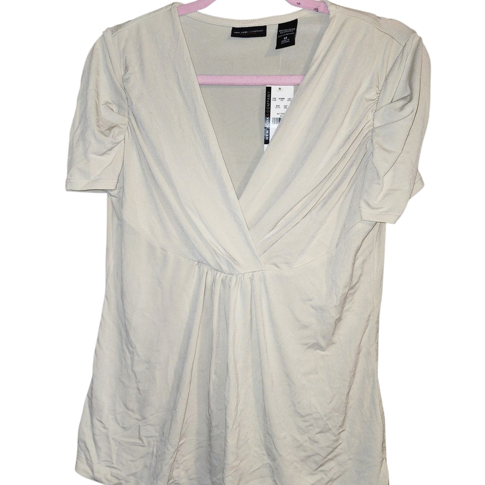 New York & Company Cream V-Neck Women's Top
